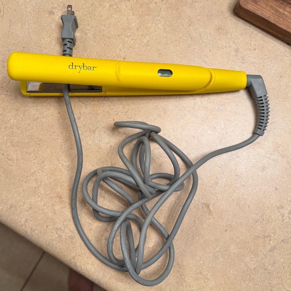 Drybar Vibrant Yellow Flat Iron